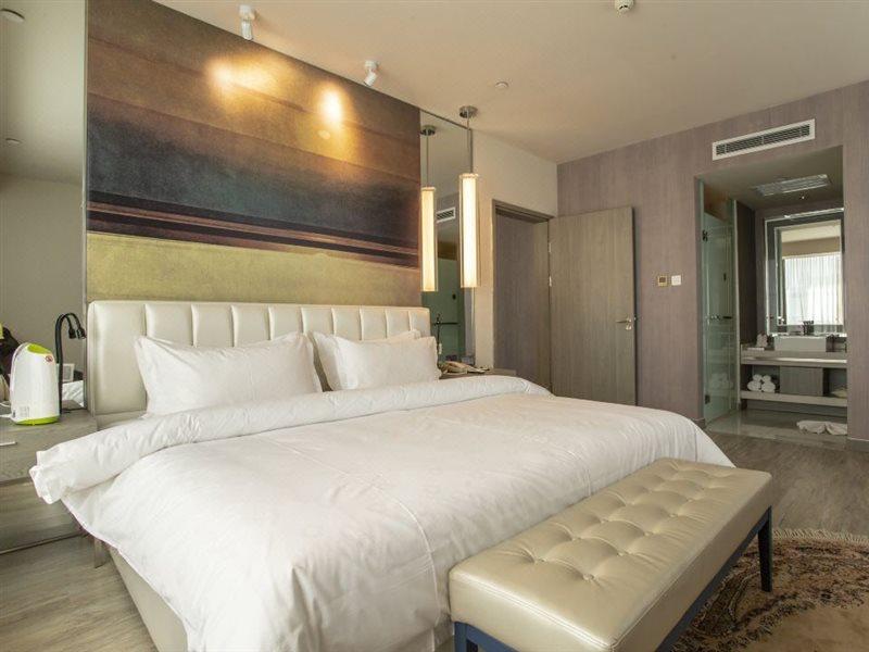 Metropolo Jin Jiang Hotels Turpan Administrative The Heart Of Pai Exterior photo